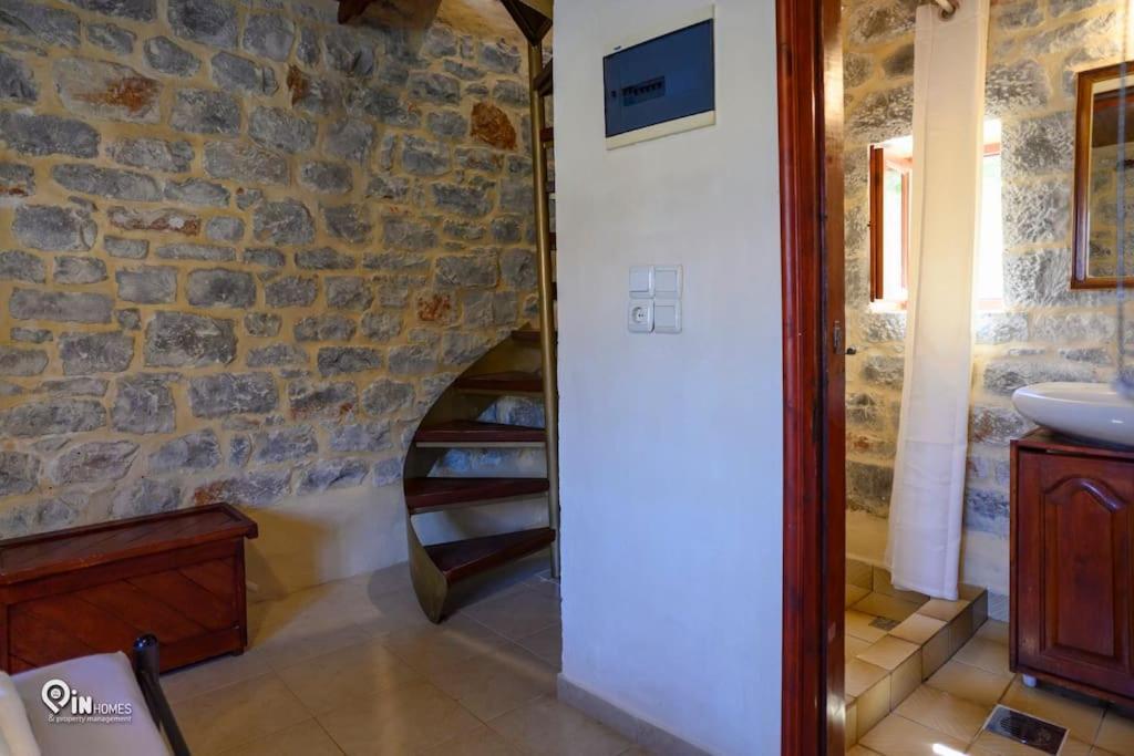 Сasa de vacaciones Faskomilo Stone House On The *