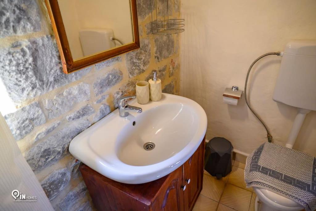 Сasa de vacaciones Faskomilo Stone House On The