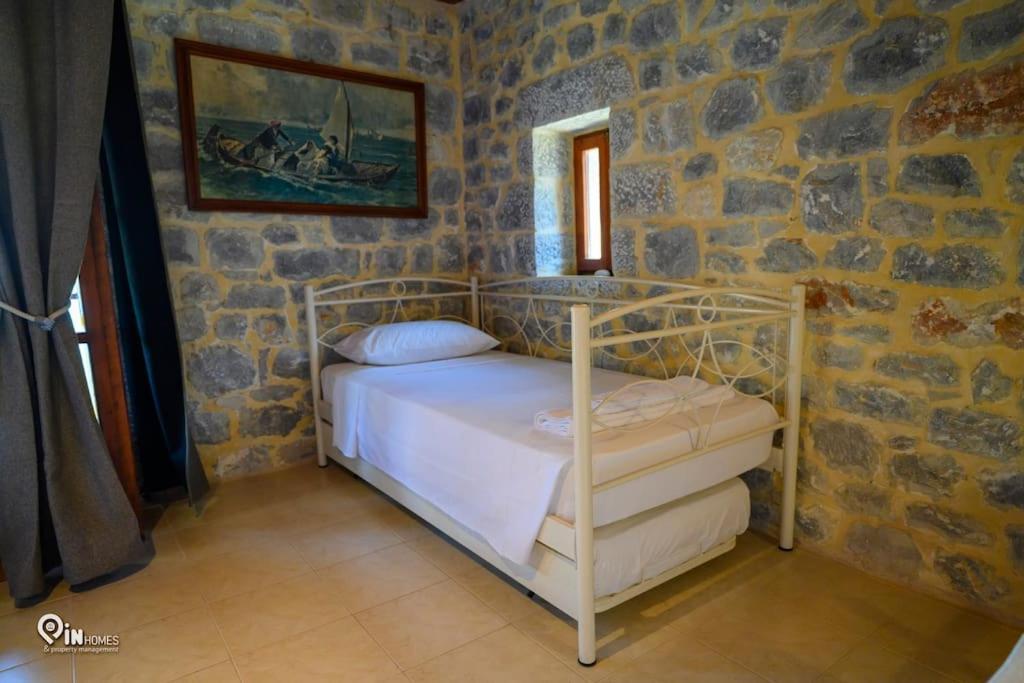 Faskomilo Stone House On The * Khalkia